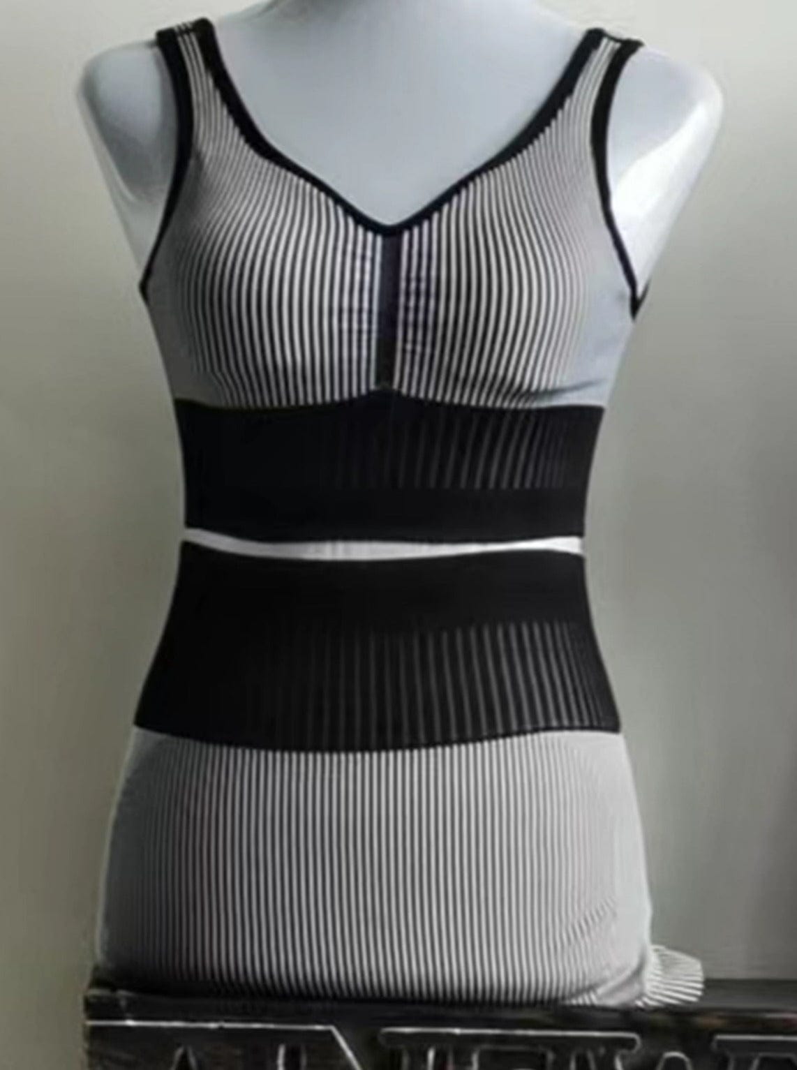 Snatched Seamless Bra And Biker Shorts Set