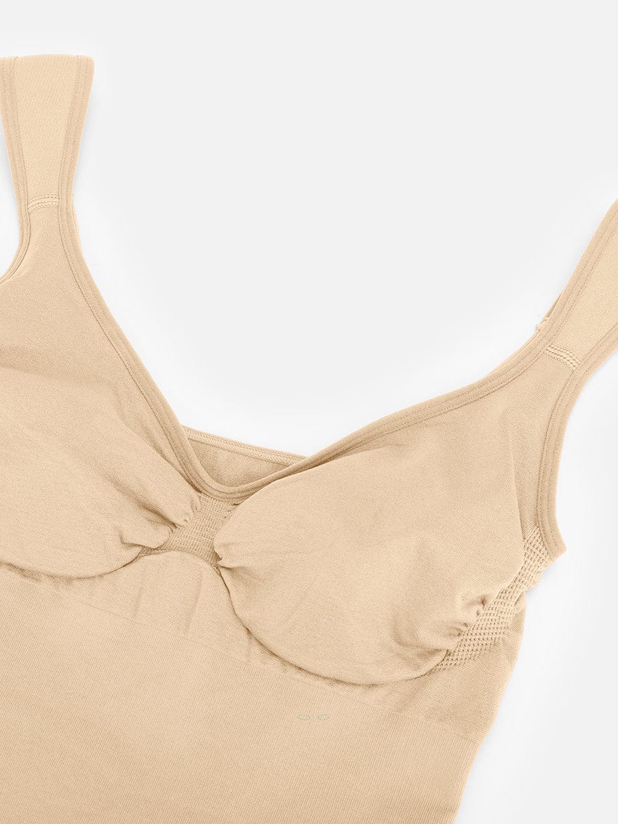 Body de tanga con cuello de diamante y soporte de busto