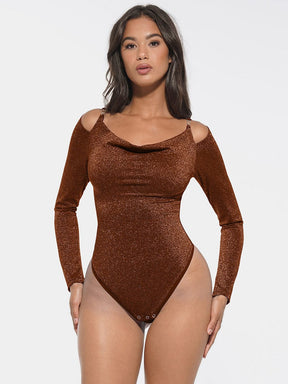 Body de tanga con cuello drapeado brillante Snatched con sujetador incorporado y refuerzo a presión