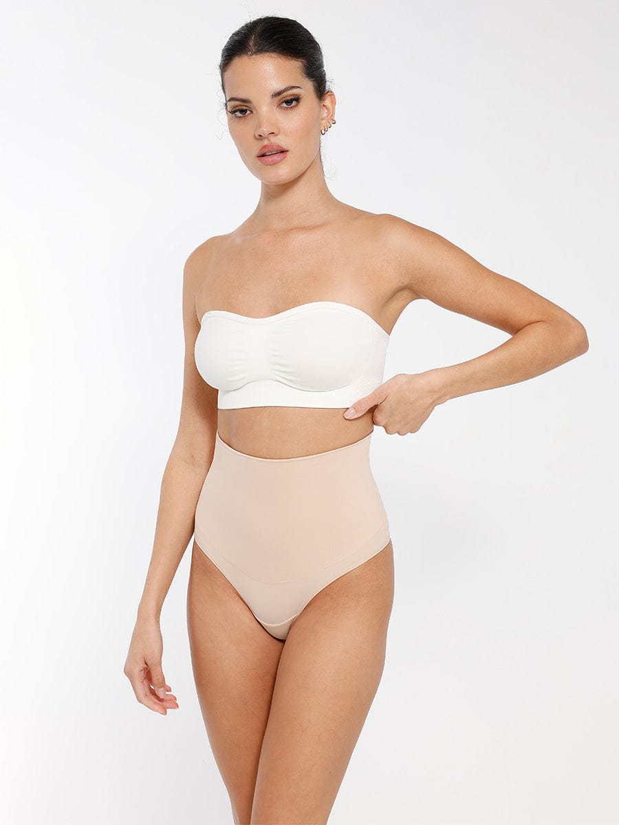 Sujetador sin tirantes Snatched con almohadillas extraíbles y espalda ajustable