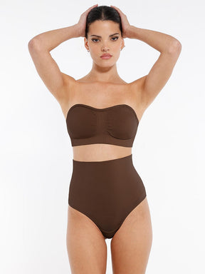 Sujetador sin tirantes Snatched con almohadillas extraíbles y espalda ajustable