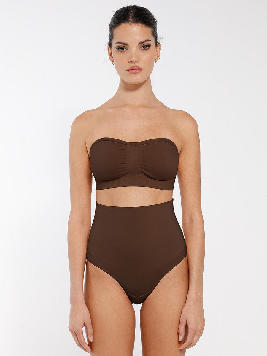 Sujetador sin tirantes Snatched con almohadillas extraíbles y espalda ajustable