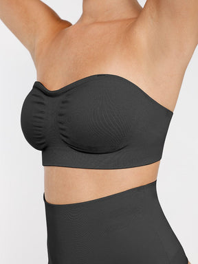 Sujetador sin tirantes Snatched con almohadillas extraíbles y espalda ajustable