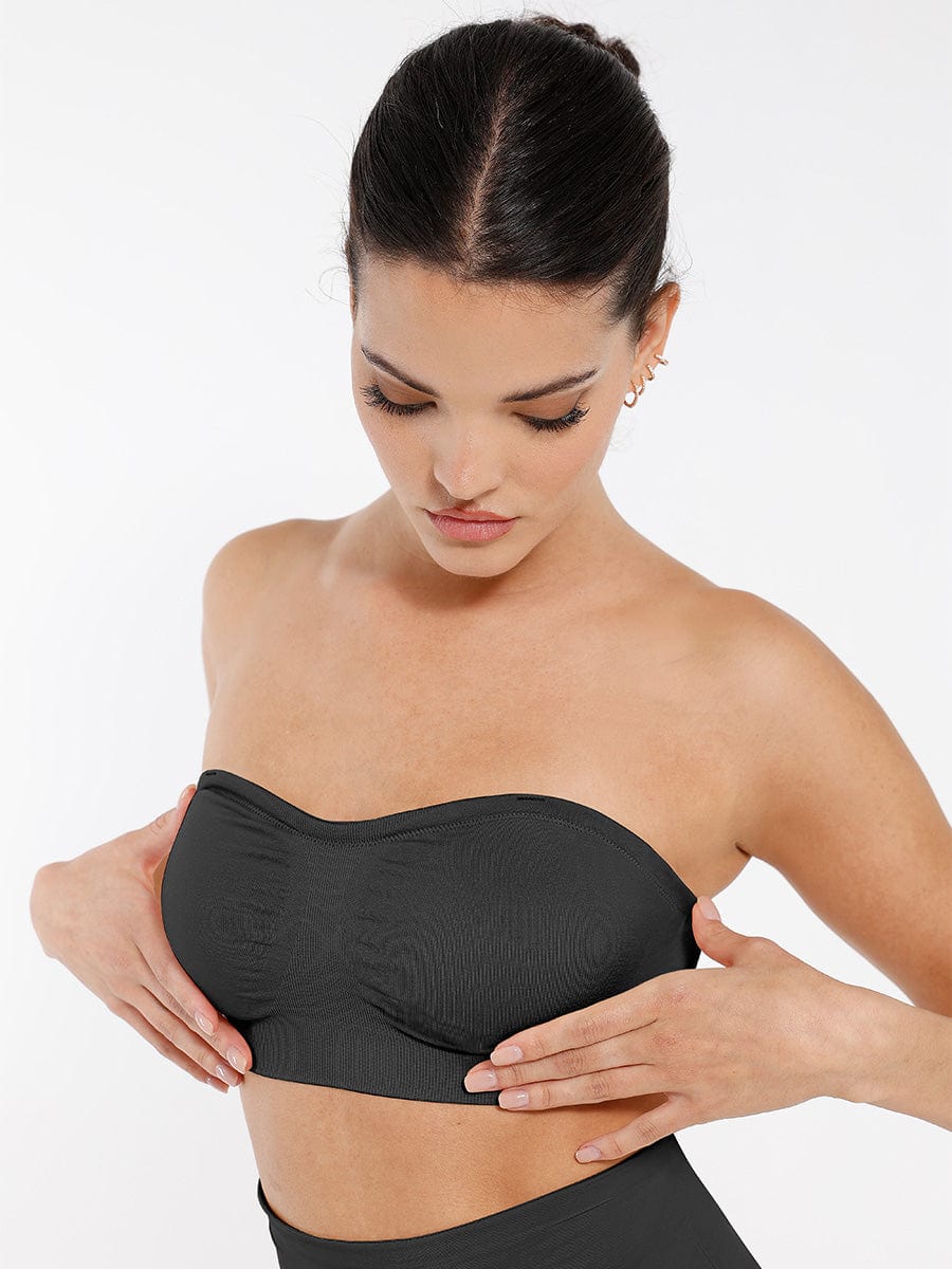Sujetador sin tirantes Snatched con almohadillas extraíbles y espalda ajustable
