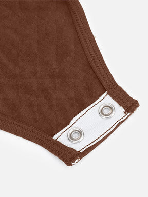 Body de tanga con cuello de diamante y soporte de busto