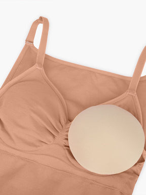 Body tipo tanga sin costuras con almohadillas extraíbles de Snatched