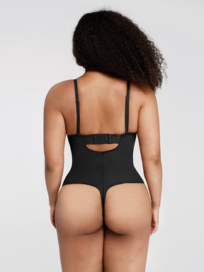 Body de tanga sin tirantes con aros y copas incorporadas de Snatched