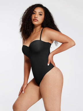 Body de tanga sin tirantes con aros y copas incorporadas de Snatched
