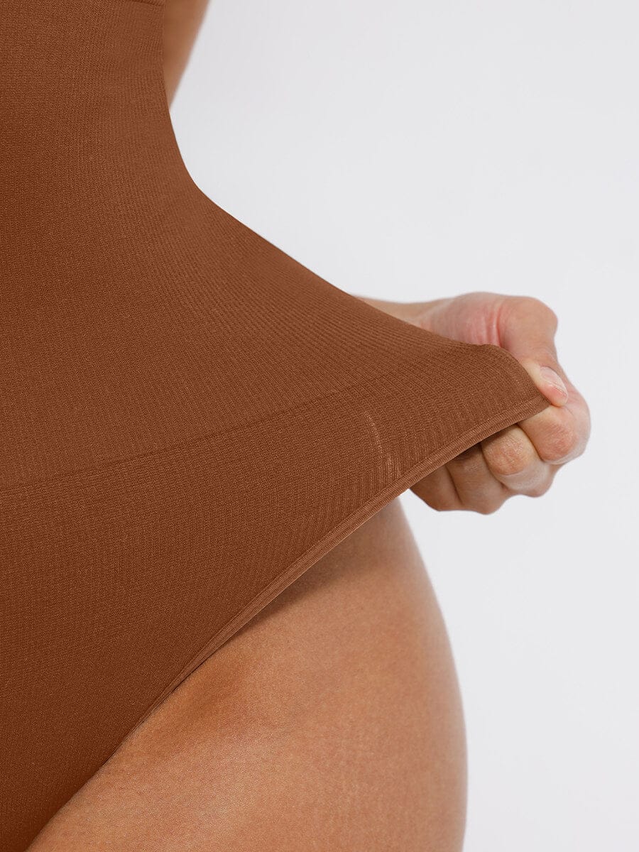 Body de tanga con escote en V profundo sin costuras Snatched con control de cintura y abdomen